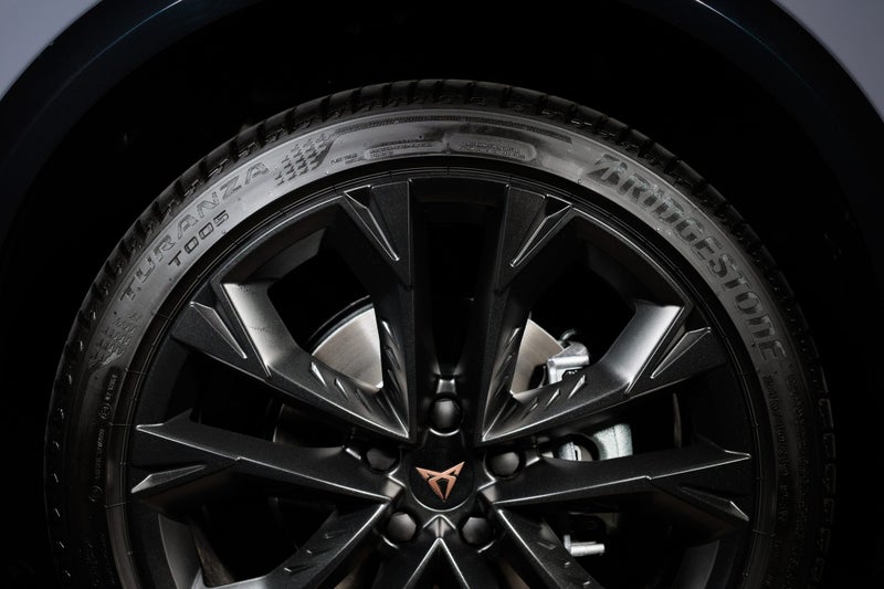 2026 Cupra Formentor V Pantera Edition image 5