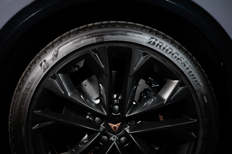 2026 Cupra Formentor VZ Pantera Edition image 5