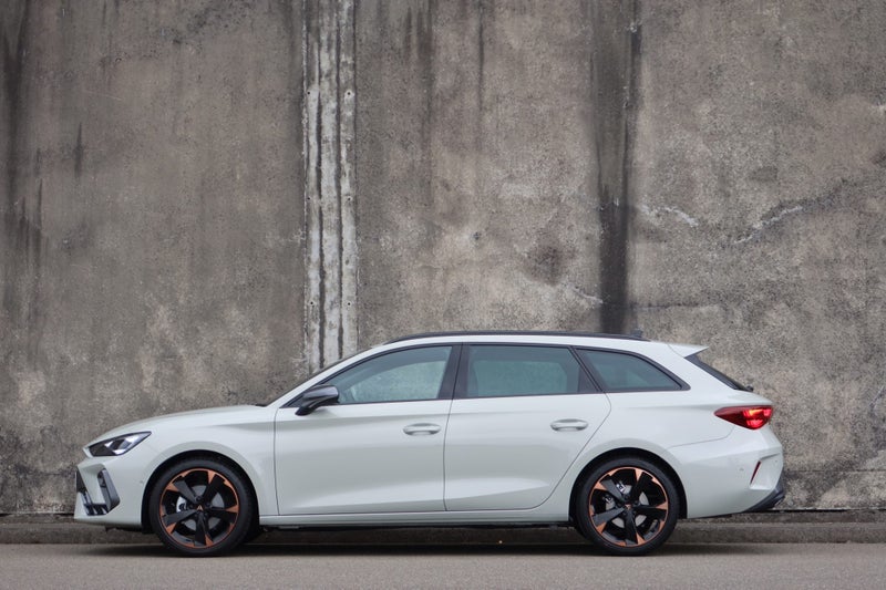 2026 Cupra Leon Sportstourer V Sportstourer image 5