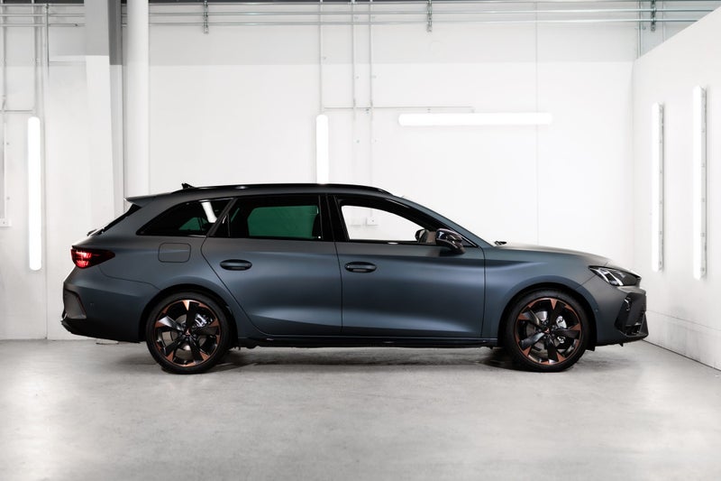 2026 Cupra Leon V Sportstourer image 4