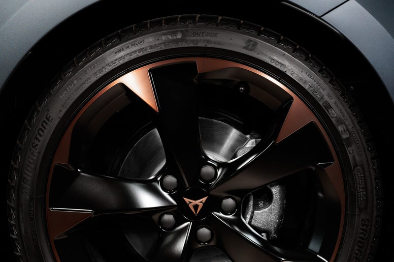 2026 Cupra Leon V Sportstourer image 5