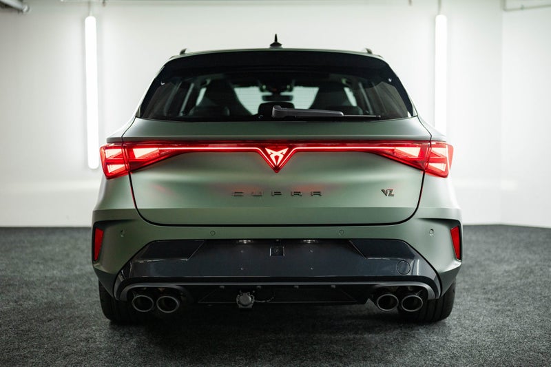2026 Cupra Leon VZ sportstouer image 5