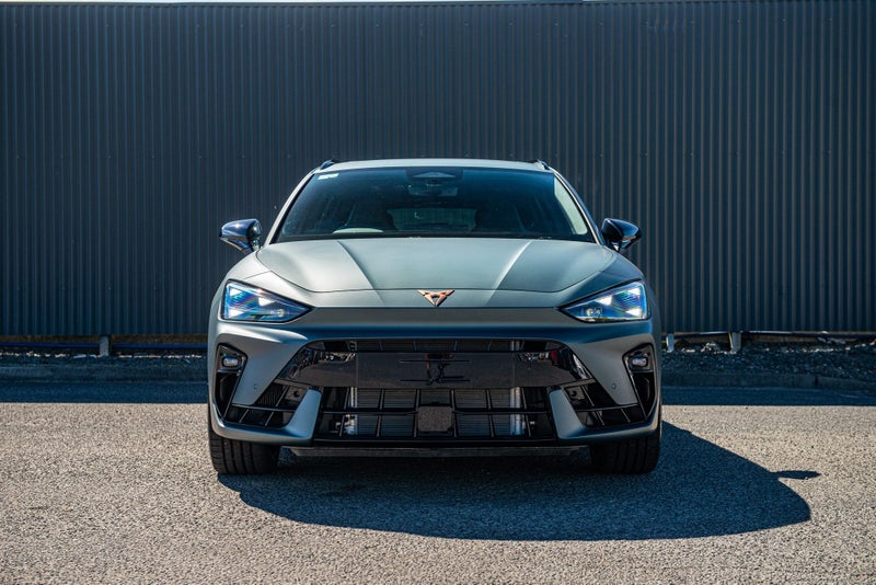 2026 Cupra Leon VZ Sportstourer | 245kW image 2