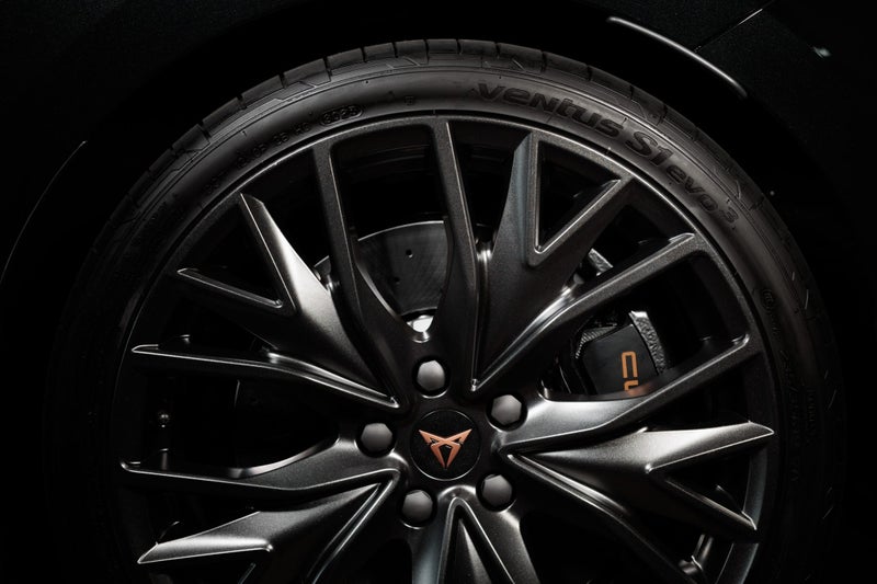 2026 Cupra Leon VZ Sportstourer Pantera Edition image 5