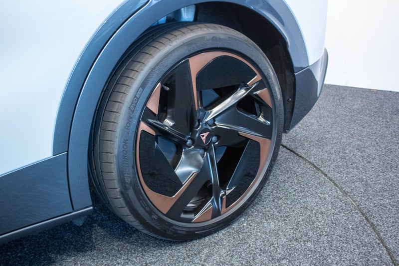 2026 Cupra Tavascan VZ 250kW AWD image 5