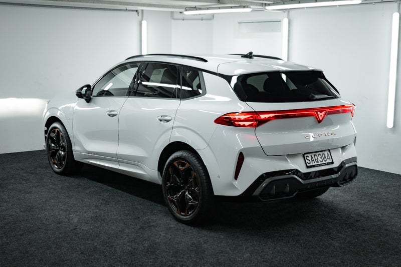 2026 Cupra Terramar V e-HYBRID image 3