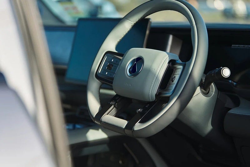 2026 DENZA B5 Leopard image 4