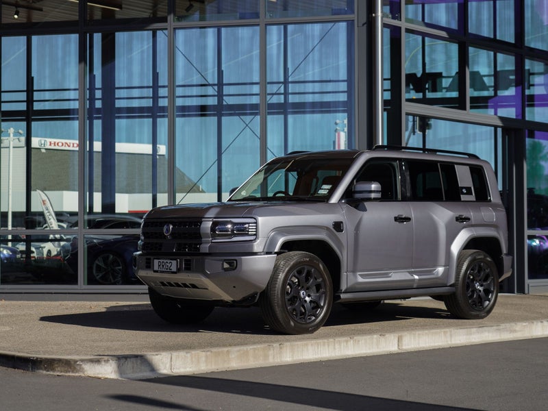 2026 DENZA B5 Leopard Super Hybrid 4WD 5Dr Wagon image 4