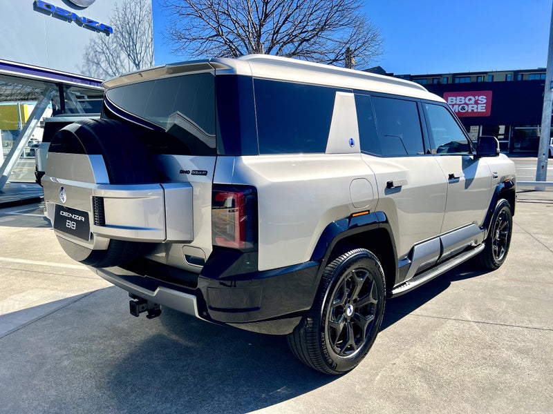 2026 DENZA B8 Premium 6 Seater Hybrid image 4