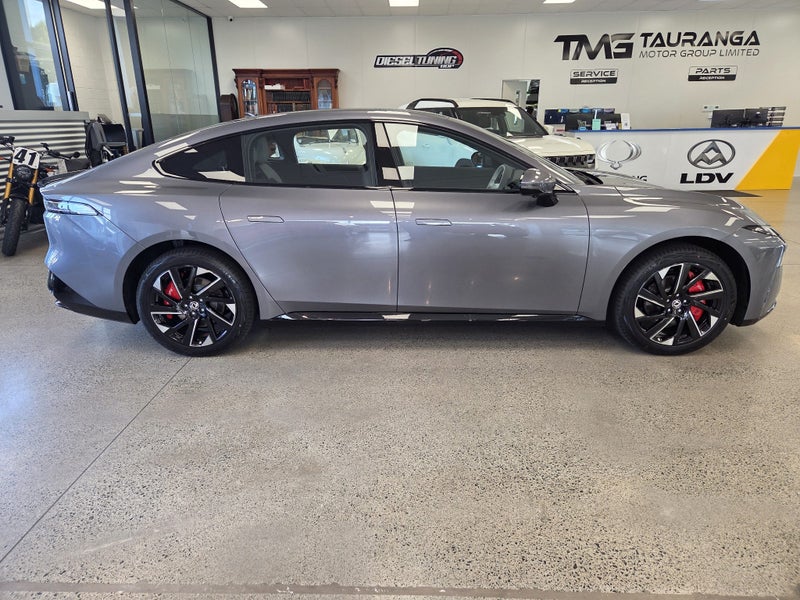 2026 Dongfeng 007 Long Range 2 Wheel Rear Drive image 5