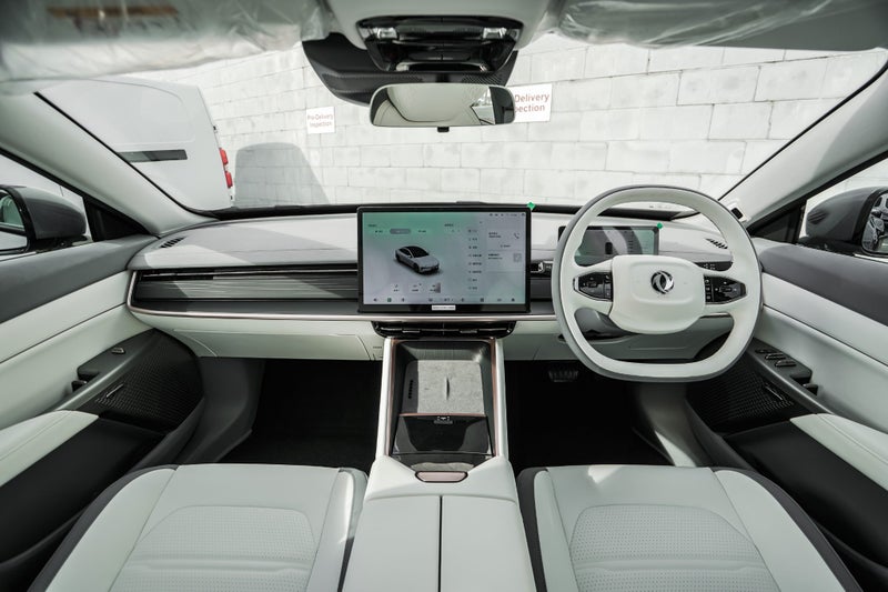 2026 Dongfeng 007 Performance AWD - image 2