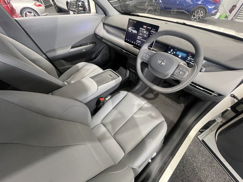 2026 Dongfeng Vigo 52Kwh Fully Electric mid SUV image 5
