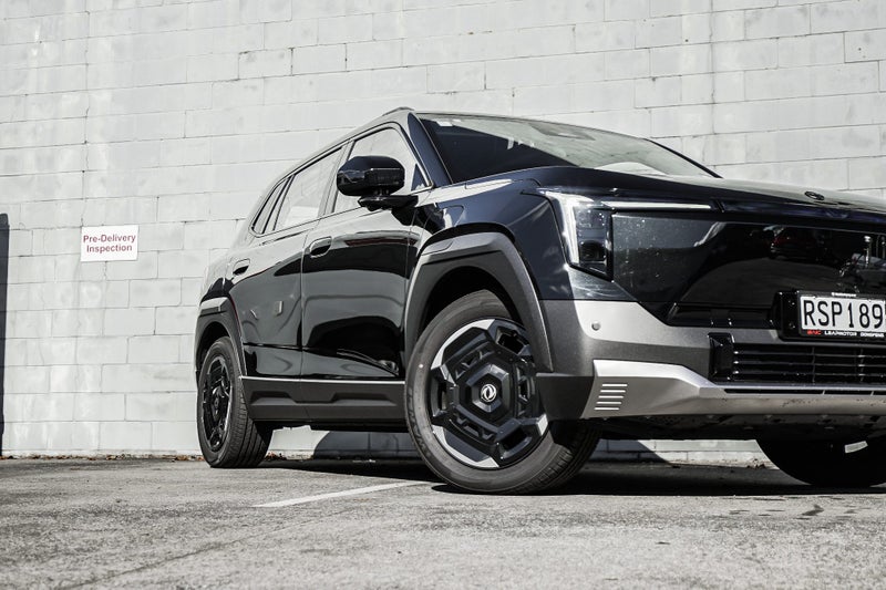 2026 Dongfeng Vigo Blackout Edition Demo! image 4