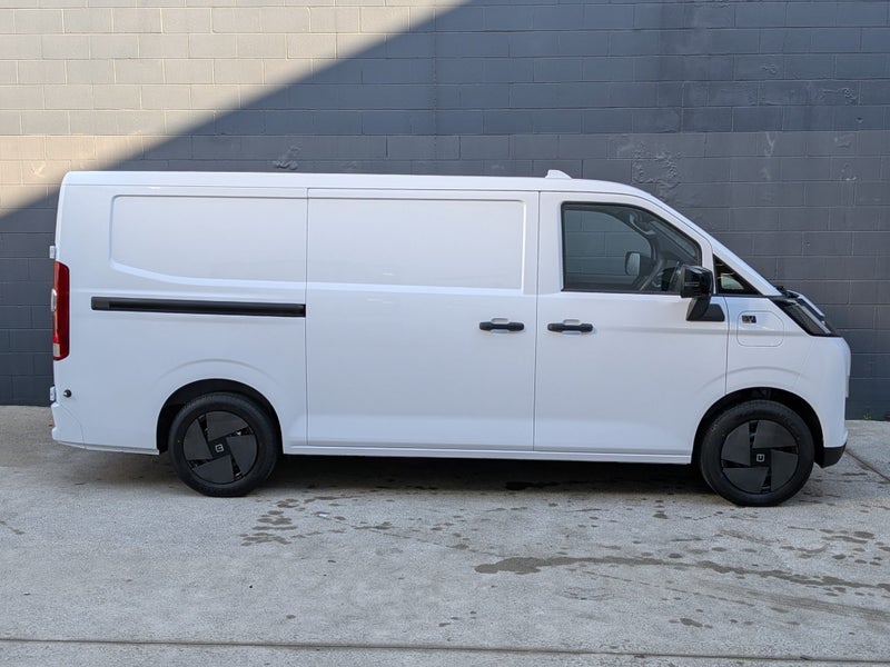 2026 Farizon SuperVAN L1H1 V7e 67Kwh image 3