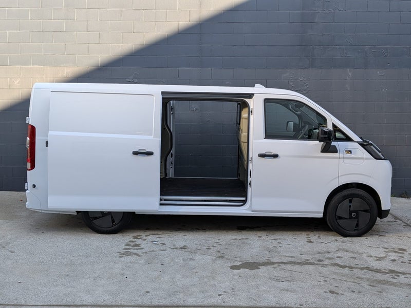 2026 Farizon SuperVAN L1H1 V7e 67Kwh image 4