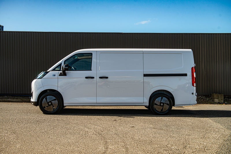 2026 Farizon V7E L1 H1 67 67Kwh/Ev/At image 4