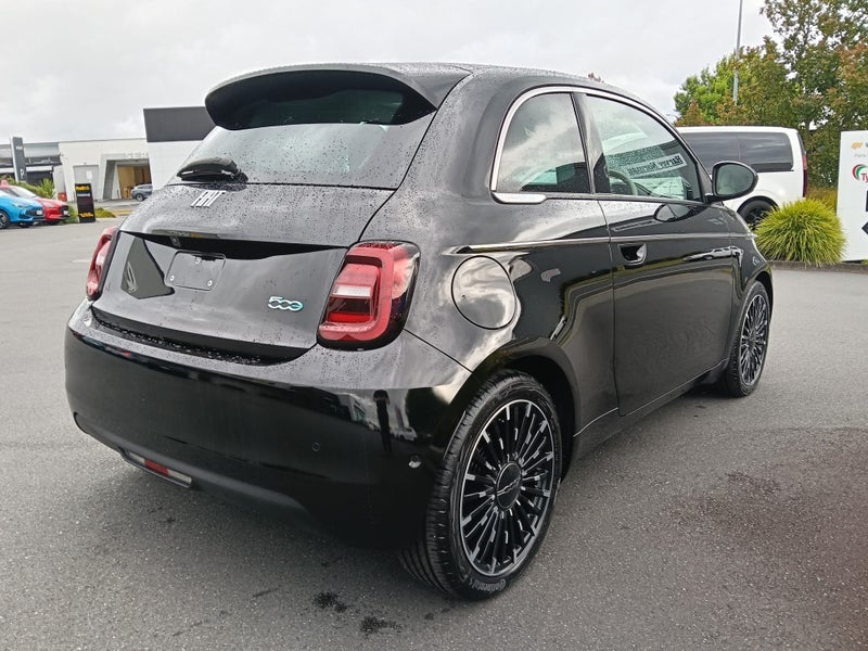 2026 Fiat 500e Icon 42KW image 5