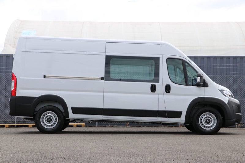 2026 Fiat Ducato Long Wheelbase Mid Roof (LWB) image 3