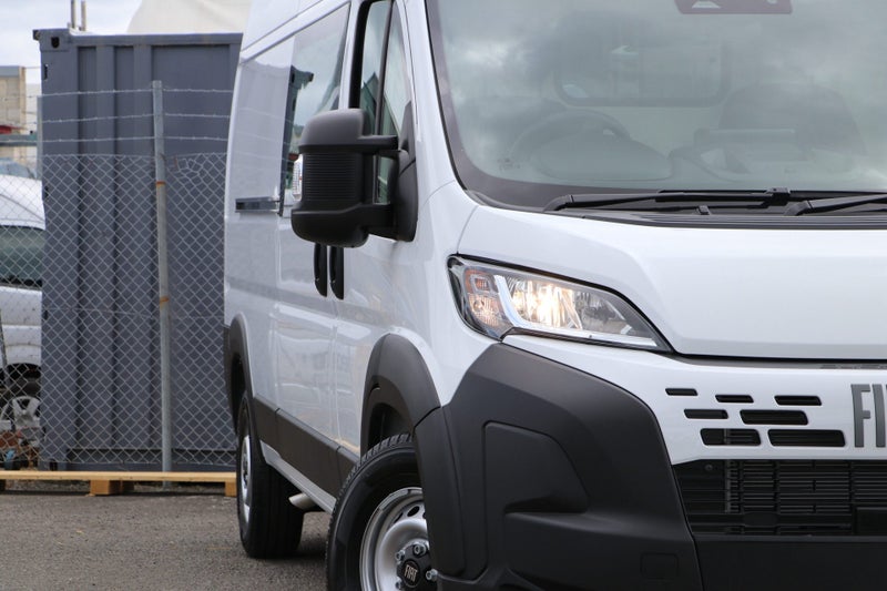 2026 Fiat Ducato Long Wheelbase Mid Roof (LWB) image 4