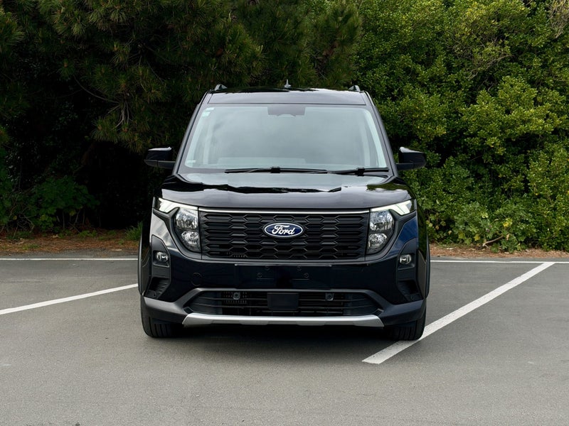 2026 Ford Courier Transit Custom Tourneo Active image 2