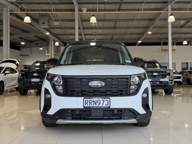 2026 Ford Courier TransitTourneo 1.0P/7At image 3