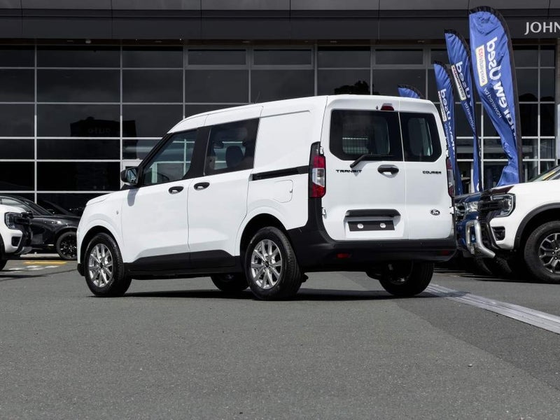 2026 Ford Courier Trend 1.0P/7At image 5