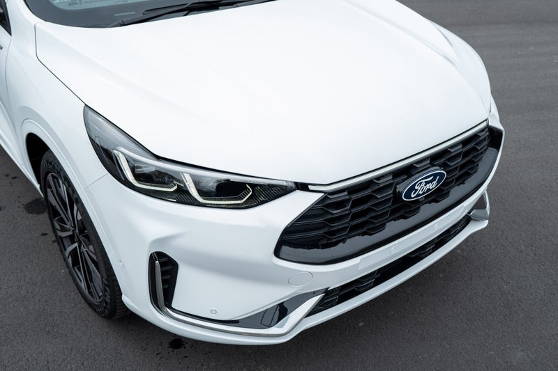 2026 Ford Escape St-Line X AWD FHEV image 2