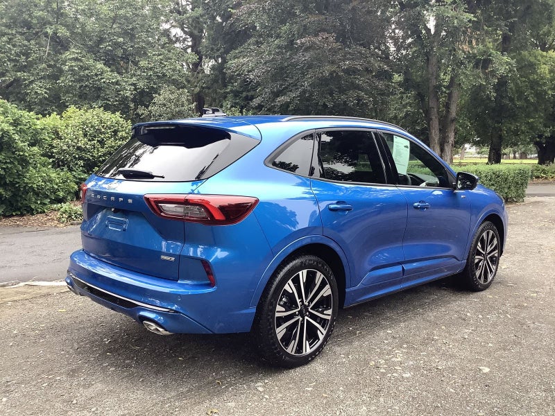 2026 Ford Escape ST-LINE X AWD FHEV image 3