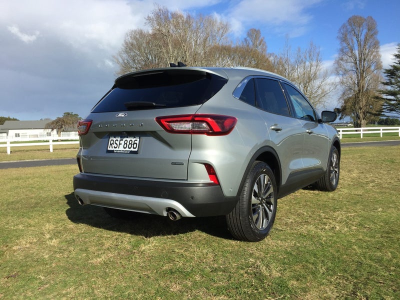 2026 Ford Escape TITANIUM 2.5L HYBRID image 5