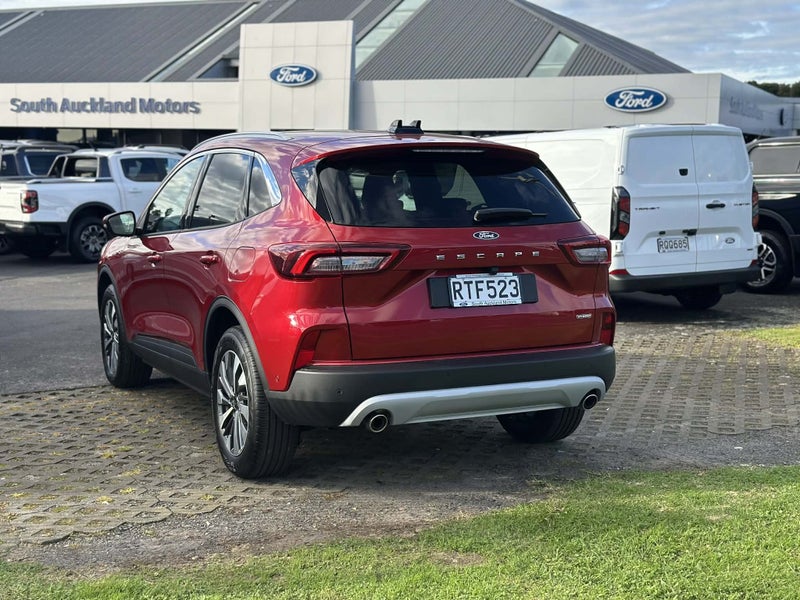 2026 Ford Escape Titanium 2.5Ph image 5