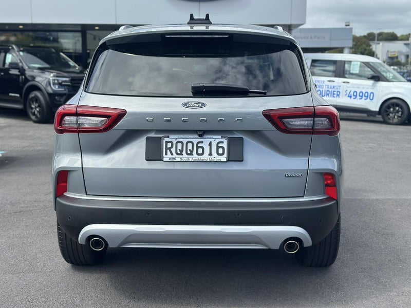 2026 Ford Escape Titanium 2.5Ph image 5