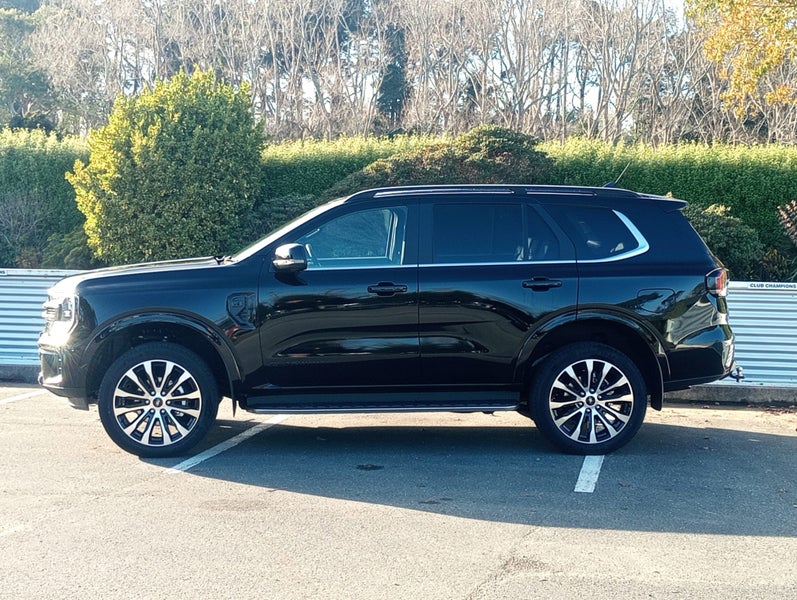 2026 Ford Everest 4WD Platinum 3.0L V6 image 3