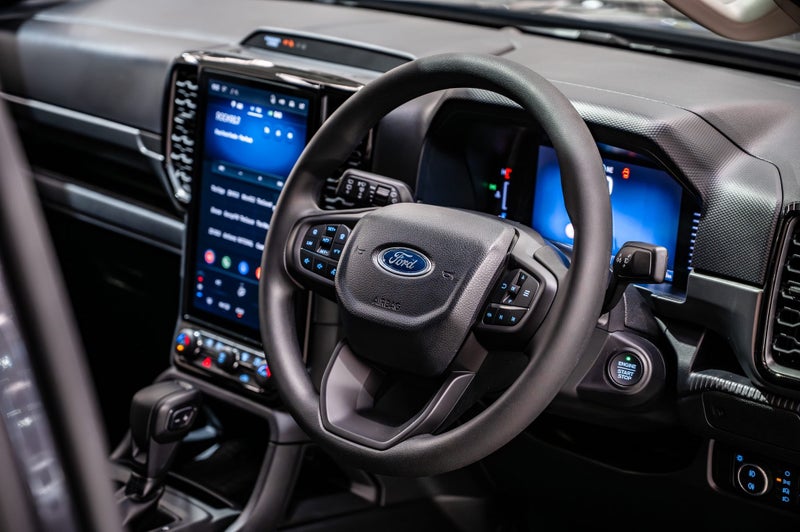 2026 Ford Everest Active 2.0D 4WD image 2