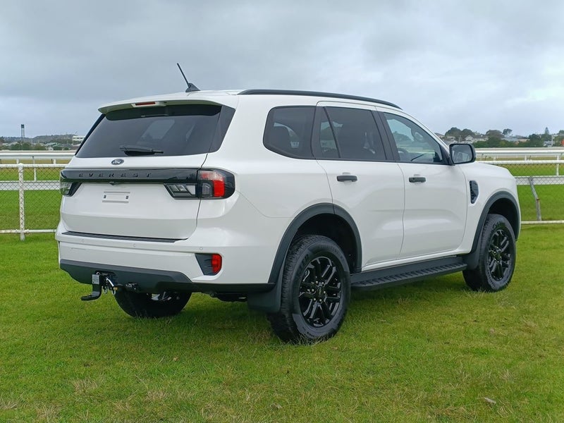 2026 Ford Everest Active 2.0D 4x4 image 4
