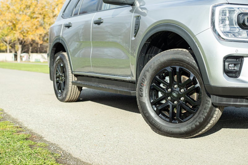 2026 Ford Everest Active 2.0L Diesel/4WD/10 spe... image 2