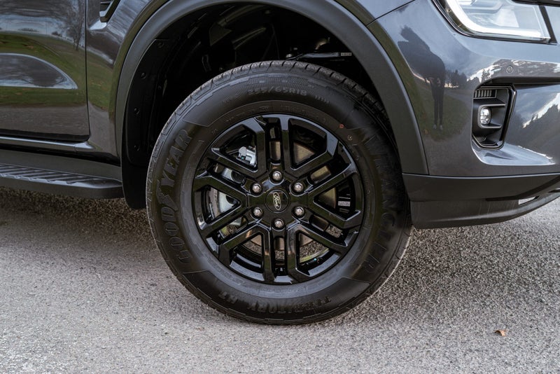 2026 Ford Everest Active 2.0L Diesel/4WD/10 spe... image 2