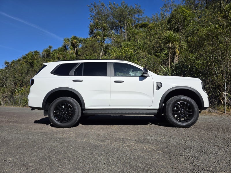 2026 Ford Everest ACTIVE 2.0L TD P/T 4X4 10AT image 3