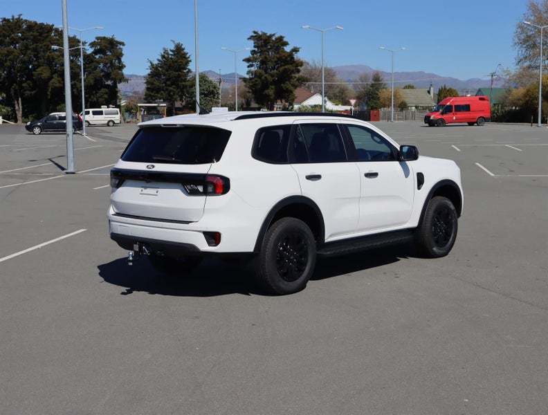 2026 Ford Everest ACTIVE image 3