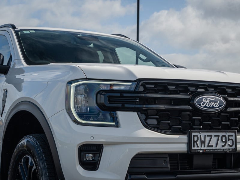 2026 Ford Everest Active image 3