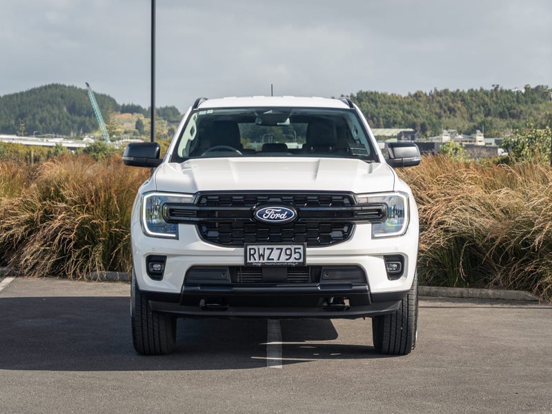 2026 Ford Everest Active image 4