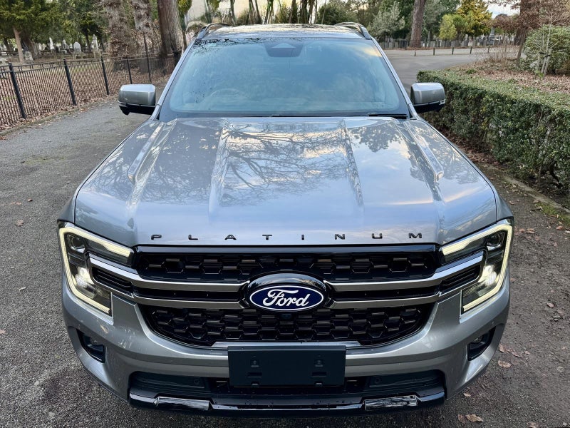 2026 Ford Everest PLATINUM image 3