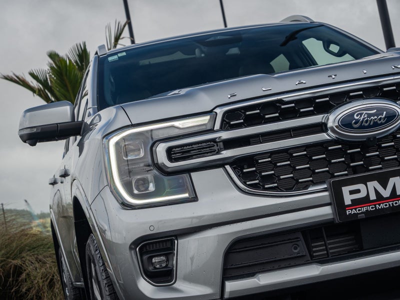 2026 Ford Everest Platinum image 3