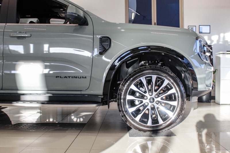 2026 Ford Everest PLATINUM 3.0D V6/4WD 10AT image 2
