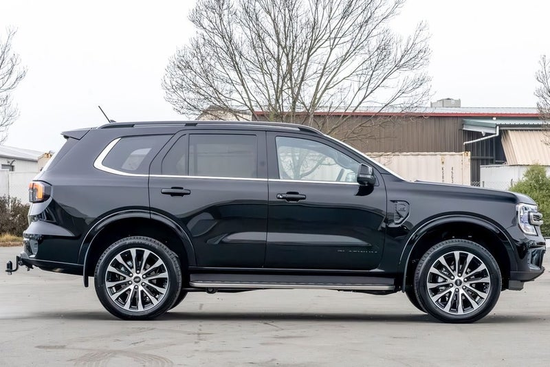 2026 Ford Everest Platinum 3.0L V6 4x4 image 2