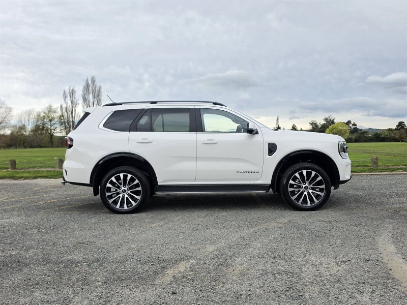 2026 Ford Everest PLATINUM image 5
