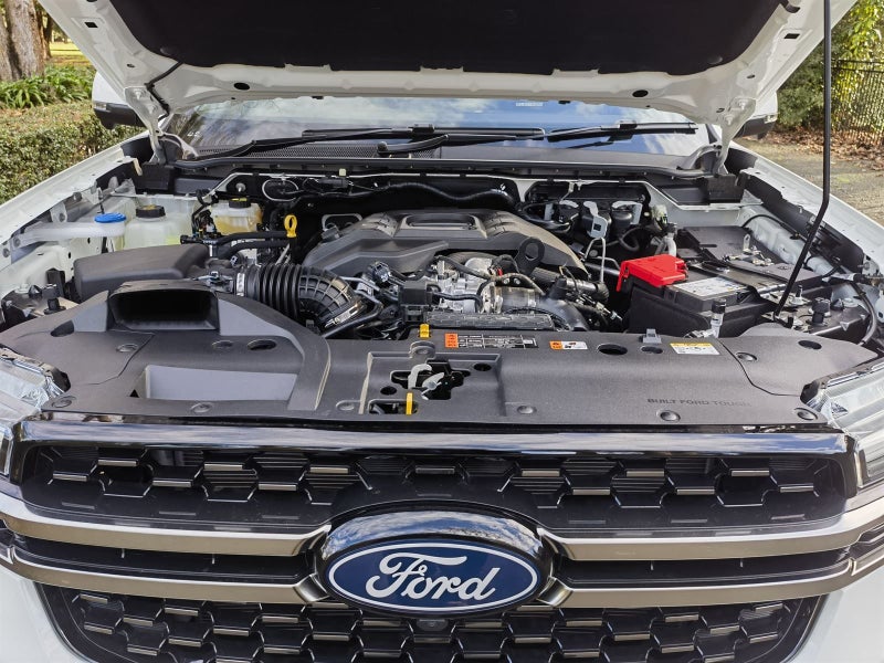 2026 Ford Everest PLATINUM image 4