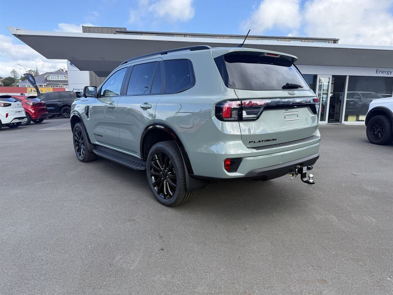 2026 Ford Everest PLATINUM image 5