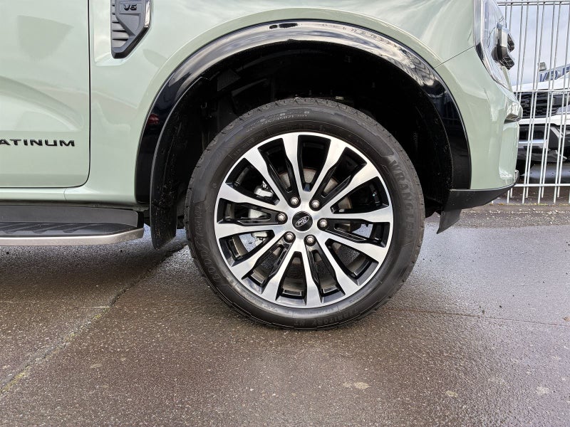 2026 Ford Everest PLATINUM AWD 3.0 V6 T/DSL image 5
