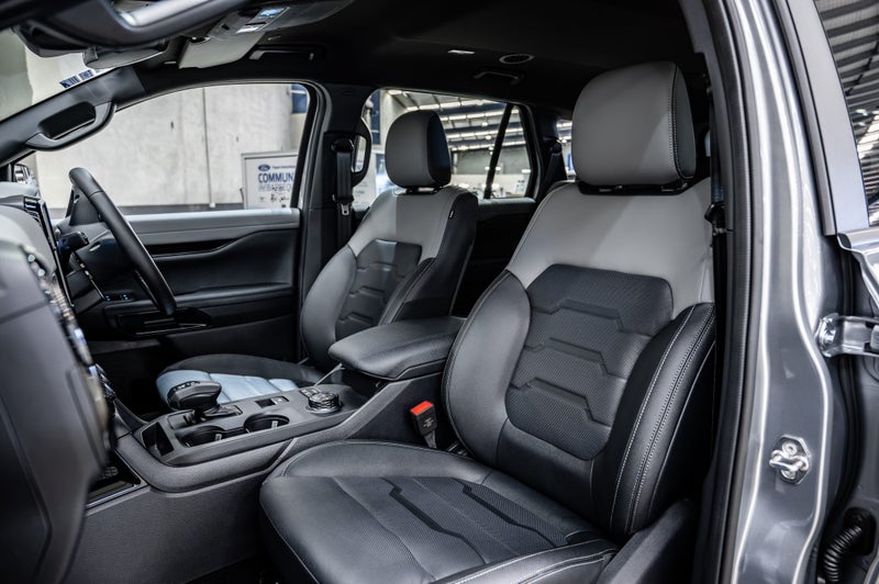 2026 Ford Everest Sport 3.0D 4WD 10AT image 2