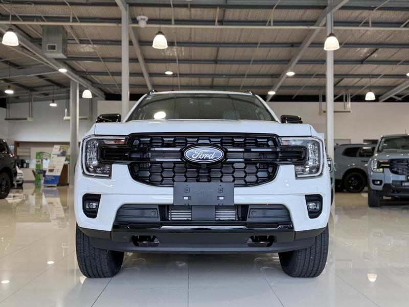 2026 Ford Everest Sport 3.0D/4Wd/10At image 3